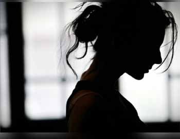 WOMAN-3.jpg