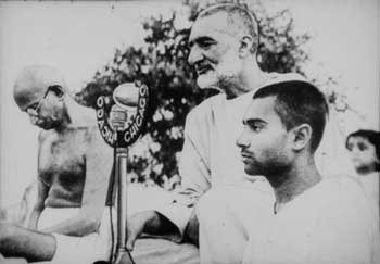 gandhi-1-1.jpg