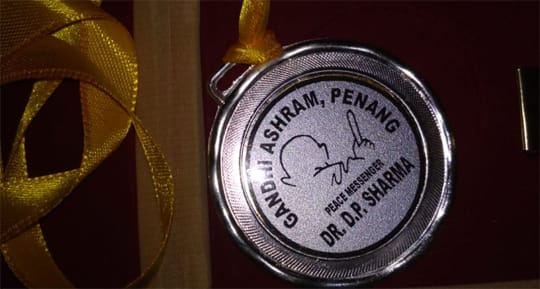 Peace-Messenger-Award-1.jpg