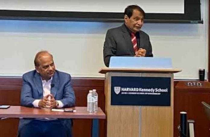 Suresh-Prabhu,Sahil-Aggarwa Suresh Prabhu, Co-Founder & CEO, Sahil Aggarwal, and Vice-Chancellor, Shobhit Mathur, who’ve planned meetings and interactions with reputed business leaders, academicians and students for fundraising