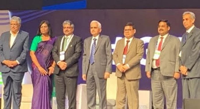 Governor-Shaktikanta-Das-in Governor Shaktikanta Das in the presence of Nandan Nilekani, advisor to NPCI at a Global Fintech Fest