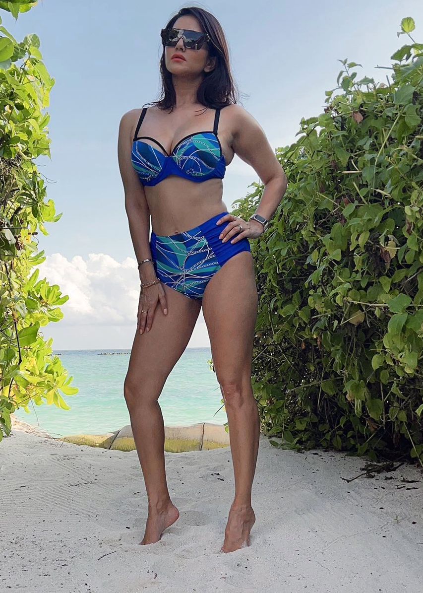 Sunny Leone's bikini photo leaked from Maldives