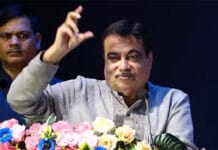 Nitin Gadkari Slams Bureaucratic Inefficiency: “Government Is Very Useless” Goes Viral Nitin Gadkari viral video - Gadkari government useless speech