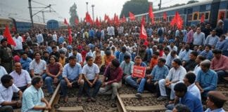 rotesters block major roads during India’s nationwide strike—Essential services hit hard.