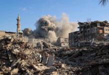 Israel–Gaza Conflict Escalates as UN Calls for Ceasefire Smoke rises over Gaza skyline after Israeli airstrikes October 2025”