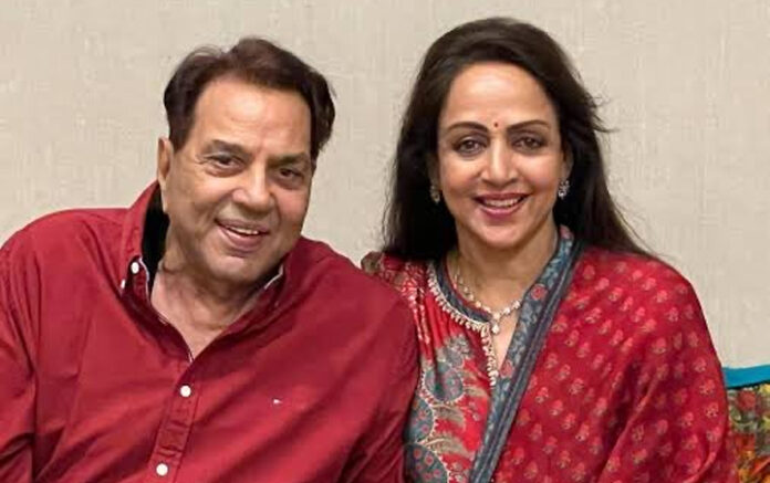 Dharmendra-with-Hema-Malini Dharmendra with Hema Malini