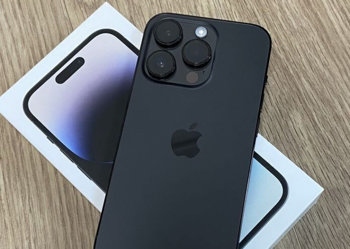 iphone-16-pro-price-drop-in iPhone 16 Pro Gets Massive ₹13,901 Price Cut in India — Limited-Time Deal Sparks Buzz Ahead of iPhone 17 Pro