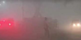 Delhi air pollution crisis December 2025 with toxic smog and severe AQI levels