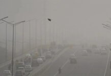 Fog to Return in Delhi-NCR: Yellow Alert Issued, Temperatures to Hover Around 6–21°C Dense fog blankets Delhi roads amid yellow alert issued by IMD