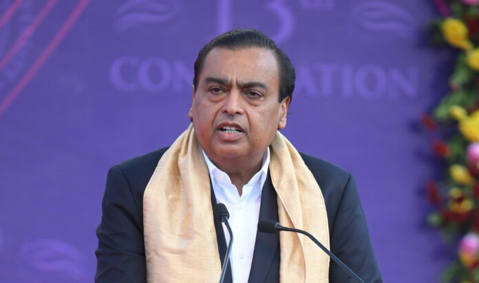 mukesh-ambani-clean-energy- Mukesh Ambani speaking at book launch event in Mumbai on clean energy future