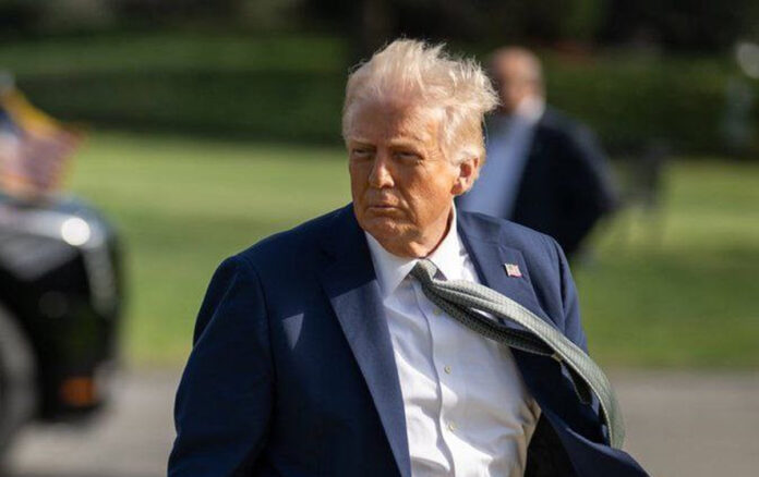 trump-epstein-christmas-pos Donald Trump reacts to Jeffrey Epstein controversy in Christmas post