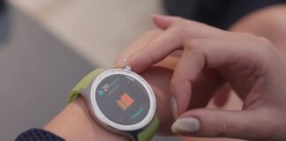 Motorola Moto Watch launched in India with Polar health tracking and Google Search AI Mode update