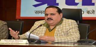 Election Commission official announcing Uttar Pradesh draft voter list under SIR process