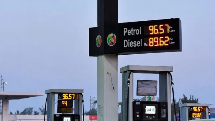 Petrol-and-diesel-prices-up Petrol and diesel prices updated in India for 20 January with latest city-wise fuel rates