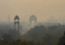 Delhi Air Turns Hazardous for Three Straight Days as AQI Slips Into ‘Very Poor’ Category Smog-covered Delhi skyline as air quality worsens in January 2026