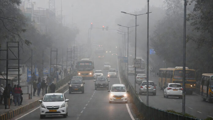 Dense fog reduces visibility in Delhi-NCR as cold wave conditions persist