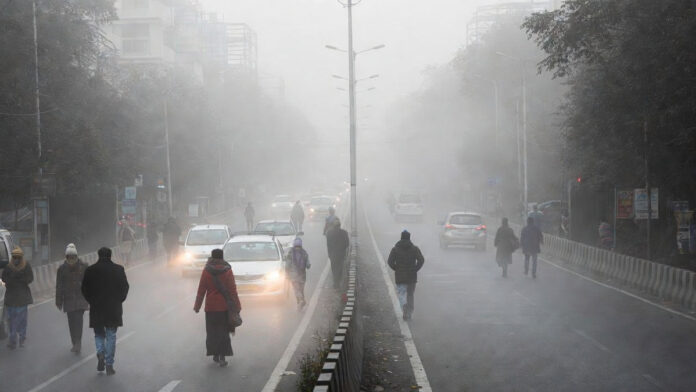india-weather-cold-wave-fog Dense fog and cold wave conditions in North India as winter intensifies on January 11, 2026