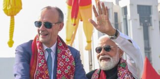 PM Narendra Modi and German Chancellor Friedrich Merz pay tribute to Mahatma Gandhi at Sabarmati Ashram