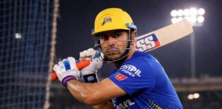 MS Dhoni practicing batting ahead of IPL 2026 for Chennai Super Kings