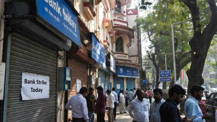 nationwide-bank-strike-janu Closed bank branches during nationwide bank strike in India