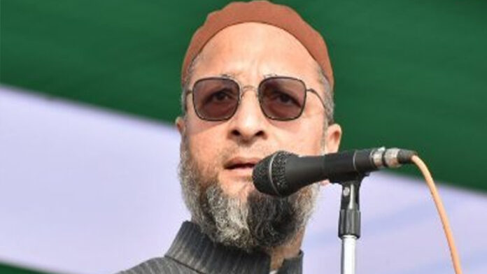 owaisi-hijab-pm-remark-pres Asaduddin Owaisi addressing media after defending his hijab-wearing woman PM remark