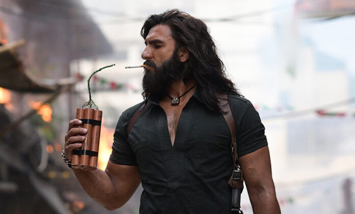 ranveer-singh-dhurandhar-bo Ranveer Singh in a powerful action scene from the film Dhurandhar