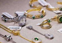 Gold & Silver Price Update: Silver Soars ₹6,700, Gold Rises ₹1,500 in India on Wednesday Gold and silver bullion prices rising in Indian bullion market today