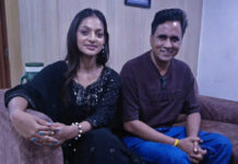 Mahakumbh Viral Girl Monalisa Back in Spotlight: Director Sanoj Mishra Calls Her Alleged Marriage ‘Love Jihad’ Mahakumbh viral girl Monalisa trending again amid marriage controversy and filmmaker reaction