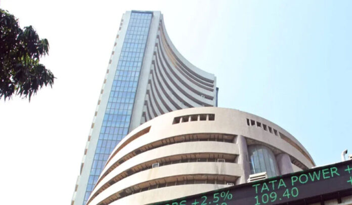 stock-market-holiday-bse-ns Indian stock market holiday with BSE and NSE closed sign on Mahavir Jayanti