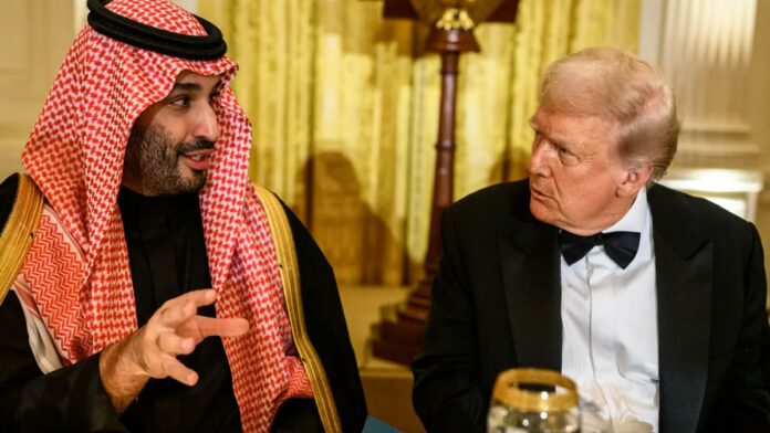 Saudi Arabia Urges U.S. to End Hormuz Blockade as Fears Rise Over Red Sea Oil Disruption Saudi Arabia Urges U.S. to End Hormuz Blockade as Fears Rise Over Red Sea Oil Disruption