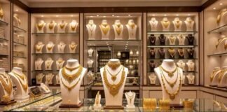 Akshaya Tritiya 2026 Today: Should You Buy Gold or Silver? Planetary Signals Offer Mixed Investment Clues