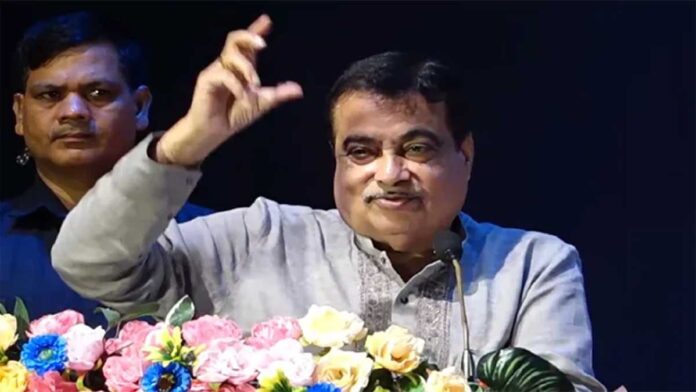 Flex-Fuel Vehicles India 2026: Govt Pushes E85 Ethanol Cars to Cut Petrol Costs and Oil Imports Flex-Fuel Vehicles India 2026: Govt Pushes E85 Ethanol Cars to Cut Petrol Costs and Oil Imports