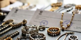 India restricts gold silver platinum jewelry imports DGFT license policy update