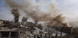 Israel airstrikes in southern Lebanon amid US-Iran tensions and Hormuz crisis