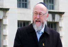 UK Chief Rabbi Warns of ‘Sustained Violence’ Against Jews as Arson Attacks Rise UK Chief Rabbi Warns of ‘Sustained Violence’ Against Jews as Arson Attacks Rise