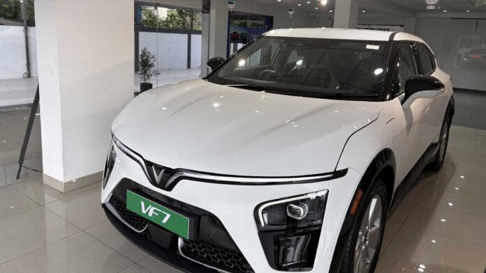 VinFast Launches VF MPV 7 Electric in India: 517 km Range, Premium Features, But Misses Key Tech VinFast Launches VF MPV 7 Electric in India: 517 km Range, Premium Features, But Misses Key Tech