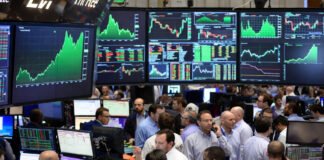 Wall Street Update: S&P 500, Nasdaq End Higher