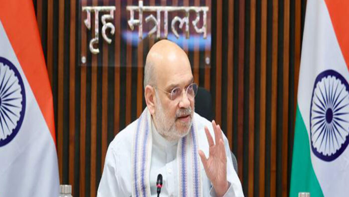 amit-shah-border-visit-bsf- Amit Shah interacting with BSF personnel during a border security review visit