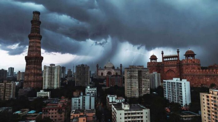 north-india-storm-rain-delh Thunderstorm with lightning, heavy rain, and dark clouds over Delhi NCR during sudden weather change