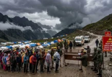 Amarnath Yatra Suspended From July 19 as Heavy Rain, Landslide and Flash Flood Alerts Prompt Safety Measures Authorities temporarily suspended the Amarnath Yatra after forecasts of heavy rain, landslides, and flash floods prompted safety measures.