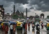 Monsoon Returns to Delhi-NCR: Rain Lashes Noida, Ghaziabad; IMD Issues Yellow Alert for Next Two Days Delhi-NCR Weather Update: Monsoon Becomes Active Again, Rain Brings Relief as IMD Issues Yellow Alert