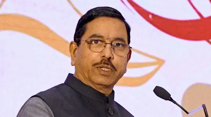 prahlad-joshi-education-minister-after-dharmendra-pradhan-resignation Prahlad Joshi has been given additional charge of the Ministry of Education following the resignation of Dharmendra Pradhan.