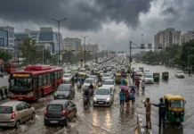 Heavy Rain Batters Delhi-NCR: Roads Flooded, Massive Traffic Jams; Landslides Shut 250+ Roads Across North India