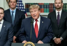 Trump Labels Strait of Hormuz ‘New US Territory’ as Iran Says Key Oil Route Will Stay Shut