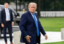 Trump Warns Iran of Tough New Sanctions, Slams South Korea Over Strait of Hormuz