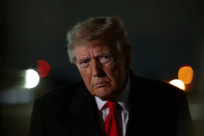 Donald Trump alongside the US Capitol, illustrating the 2026 midterm elections and potential congressional scrutiny of cryptocurrency companies and banks.